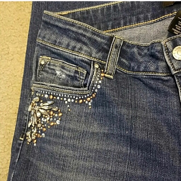 💗WHBM distressed cropped jeans w/crystal accents - Picture 2 of 5